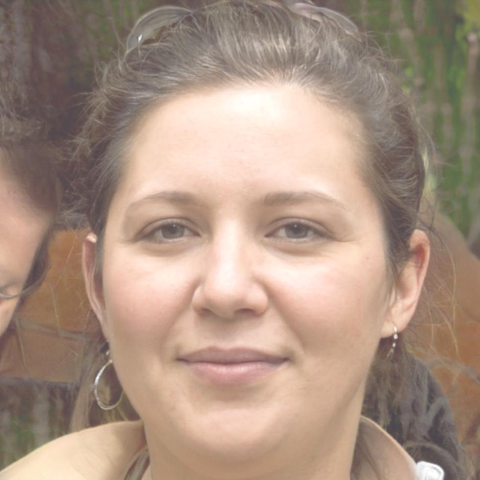 Valentina Rosenberg, ex-studentessa